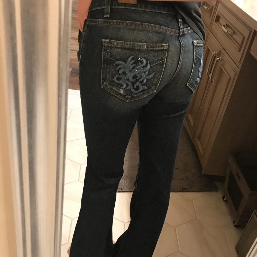PAIGE DARK WASH FLARE JEANS 💙🖤